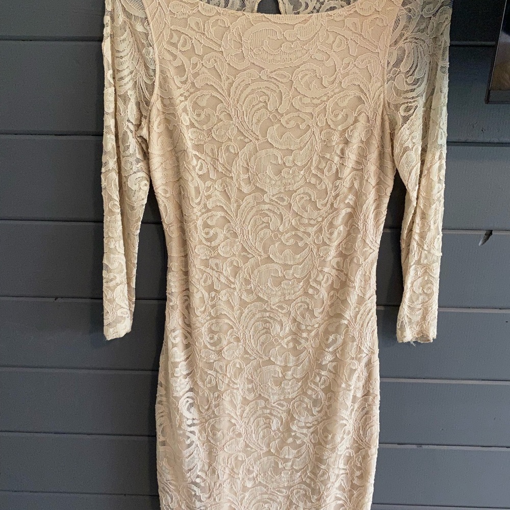 Cream lace bodycon dress